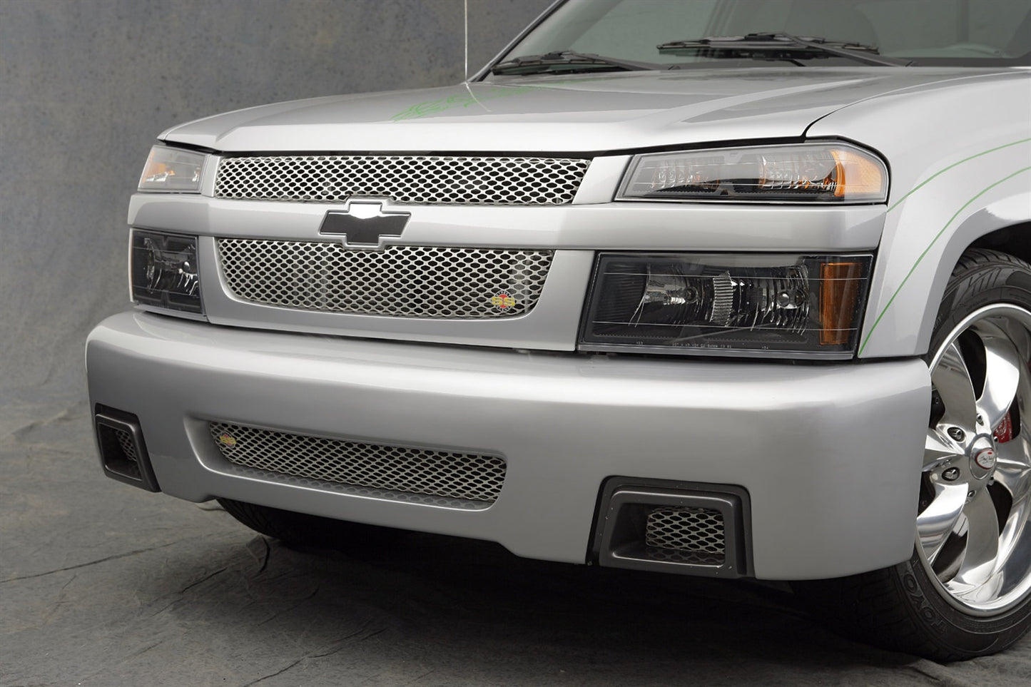 2004-2013 Chevy Colorado / GMC Canyon Generation 2 Front Bumper Cover SKU# 950-70218